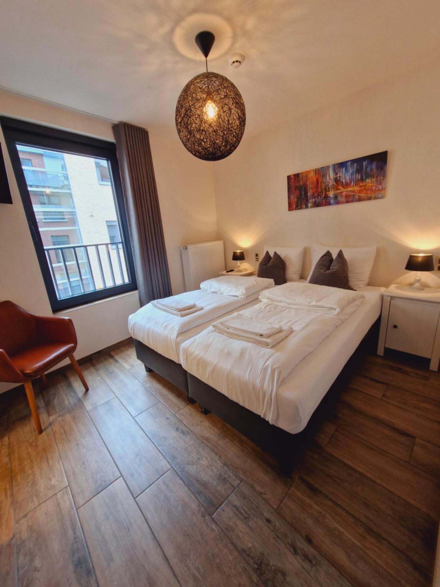 Hotel Ladeuze Leuven Exteriör bild